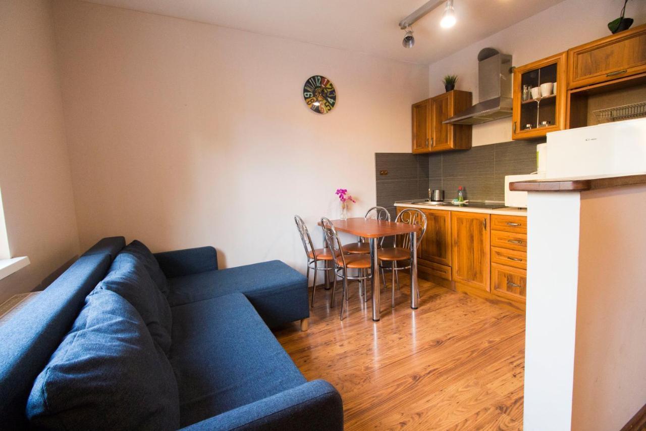 Lucky Apartaments Old Town -Economy Вроцлав Екстериор снимка